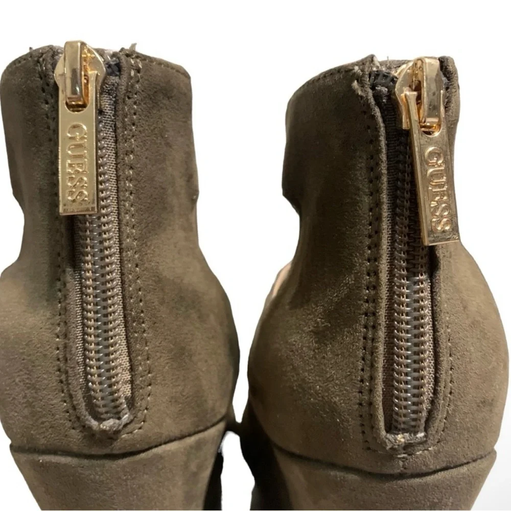 GUESS wedges olive green faux suede peep toe cutout shoes size 8.5